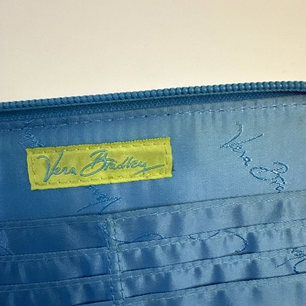 Vera Bradley Paisley Zip-Around Wristlet Wallet Retired Burmuda Pattern